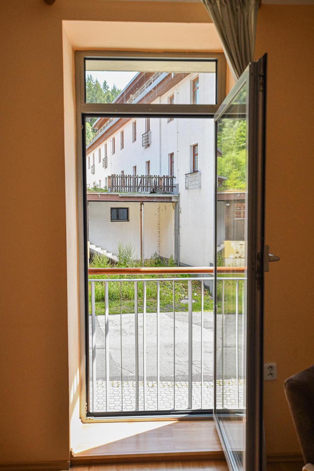 Apartmany Ados Harrachov Zewnętrze zdjęcie